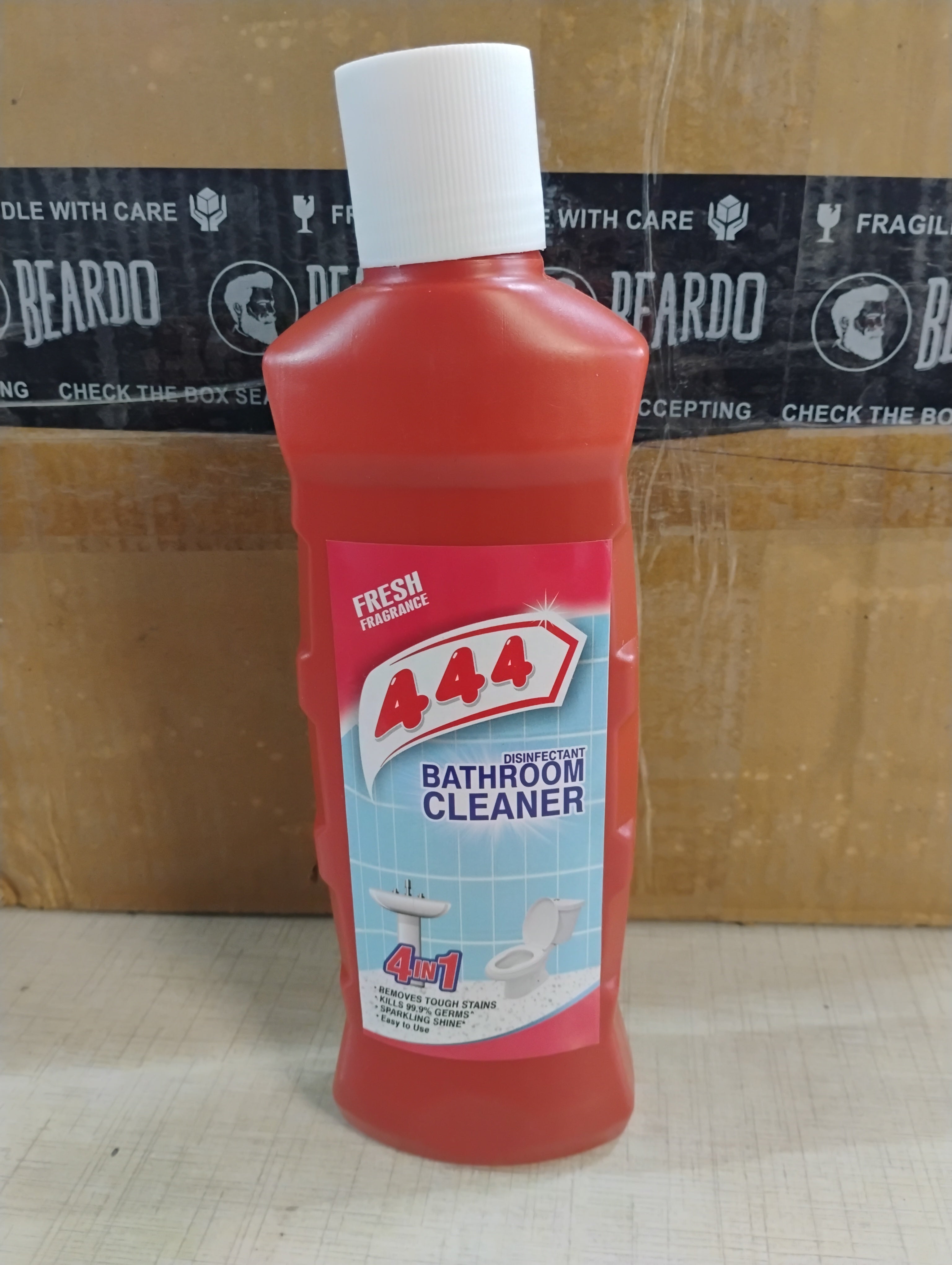 444 RED BATHROOM CLEANER